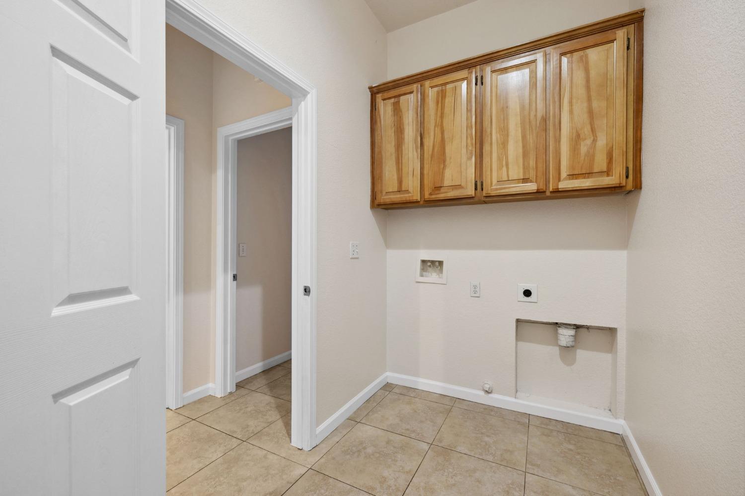 Detail Gallery Image 24 of 46 For 1836 Santa Ines St, Roseville,  CA 95747 - 3 Beds | 2 Baths