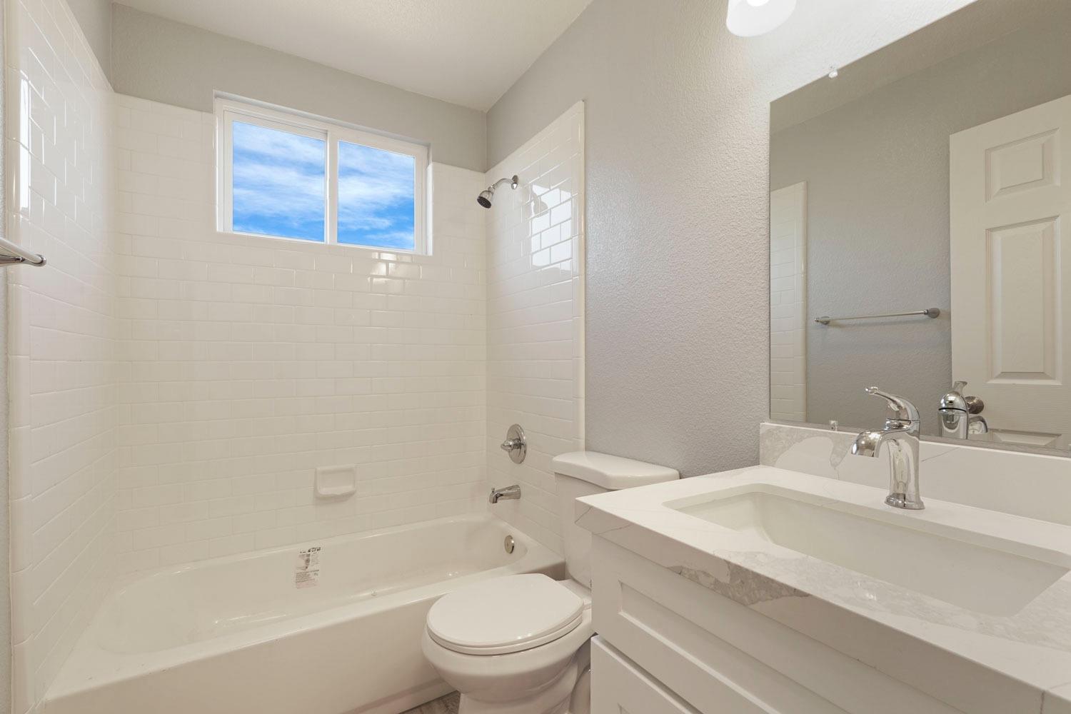 Detail Gallery Image 22 of 30 For 8412 Cherbourg, Stockton,  CA 95210 - 3 Beds | 2 Baths