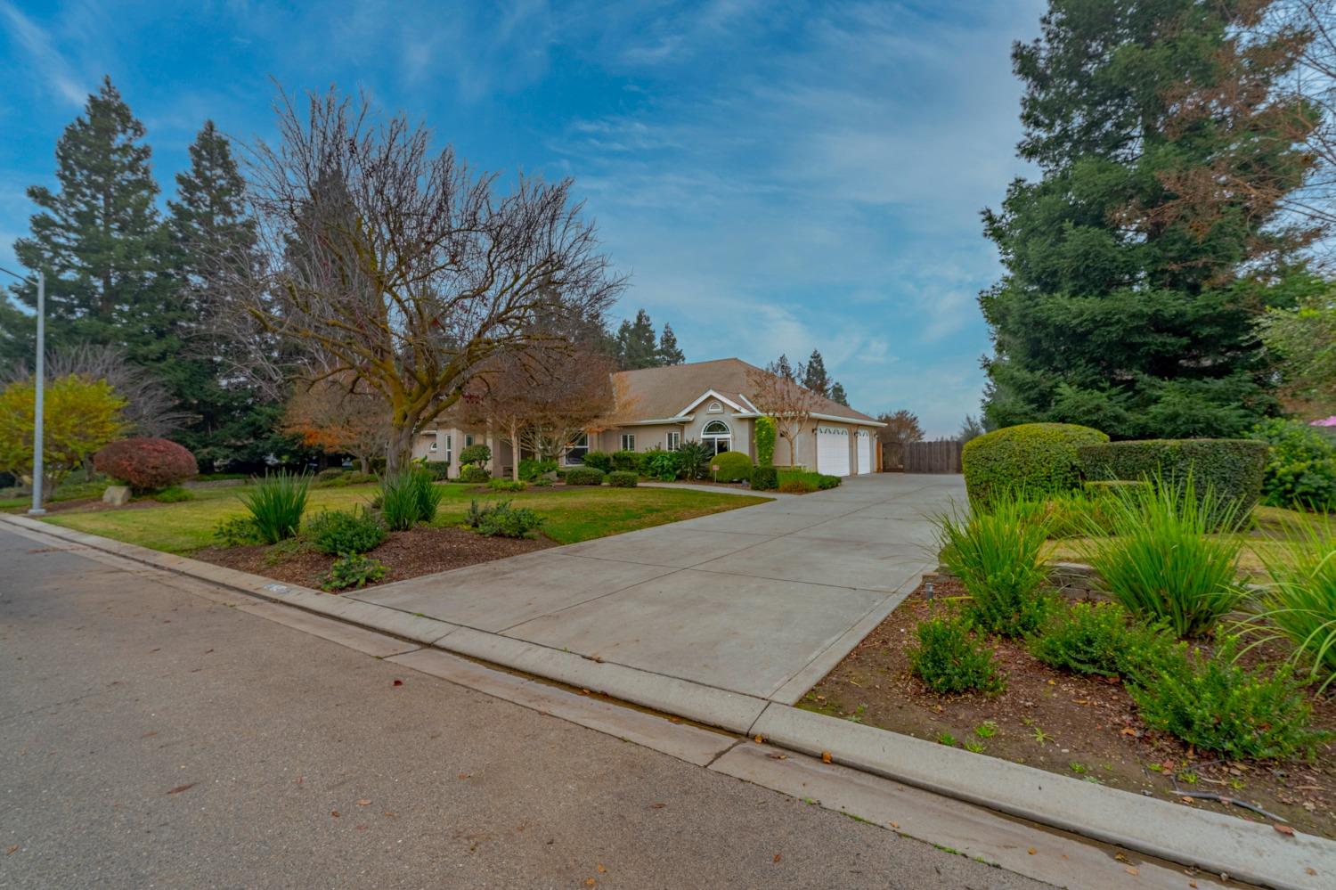 Detail Gallery Image 4 of 77 For 6241 Shelby St, Atwater,  CA 95301 - 3 Beds | 2/1 Baths