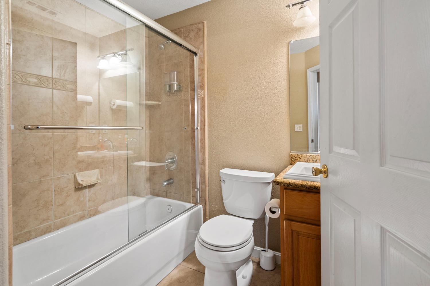 Detail Gallery Image 32 of 36 For 821 W 5th St, Stockton,  CA 95206 - 4 Beds | 2 Baths