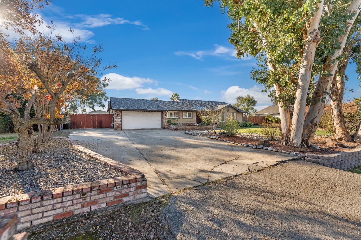 Detail Gallery Image 2 of 44 For 7841 Cherry Brook Dr, Elverta,  CA 95626 - 4 Beds | 3 Baths