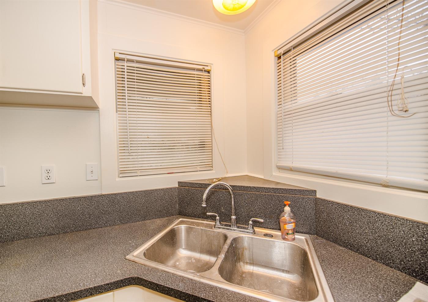 Detail Gallery Image 11 of 42 For 37614 Sacramento St, Yolo,  CA 95697 - 2 Beds | 2 Baths