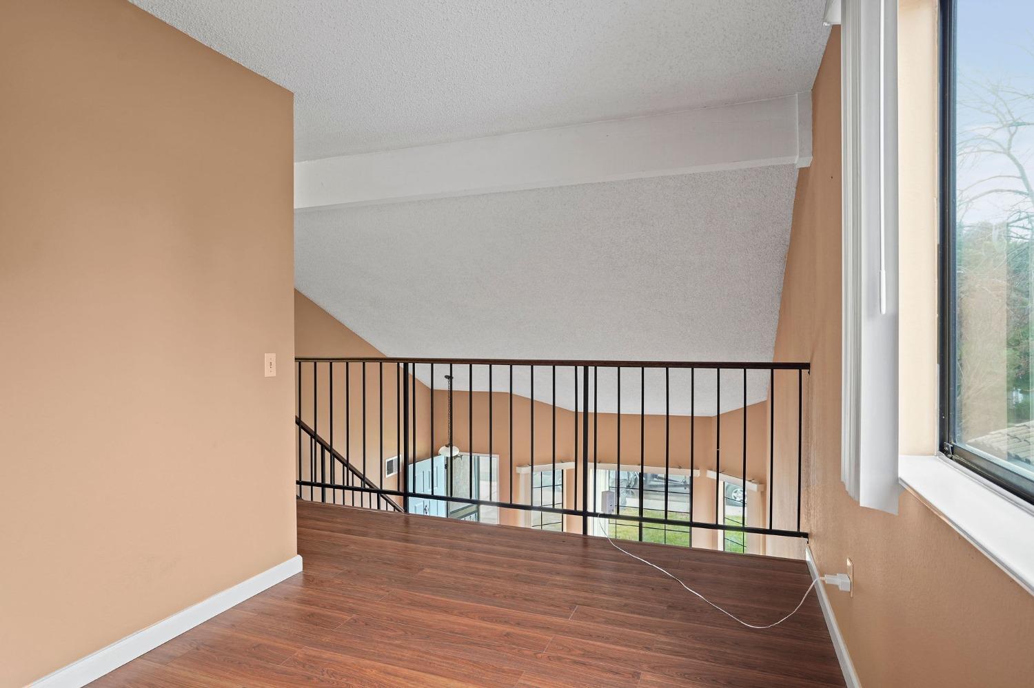 Detail Gallery Image 13 of 34 For 909 Brierglen Way, Sacramento,  CA 95834 - 3 Beds | 2/1 Baths