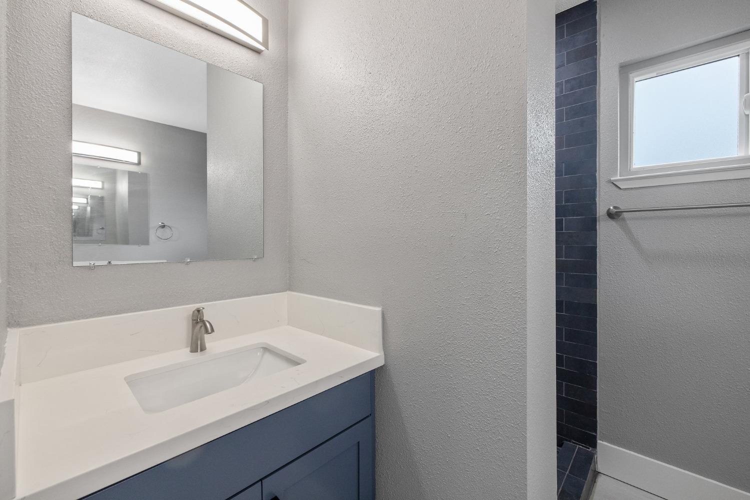 Detail Gallery Image 31 of 39 For 609 S Acacia, Lemoore,  CA 93245 - 3 Beds | 2 Baths