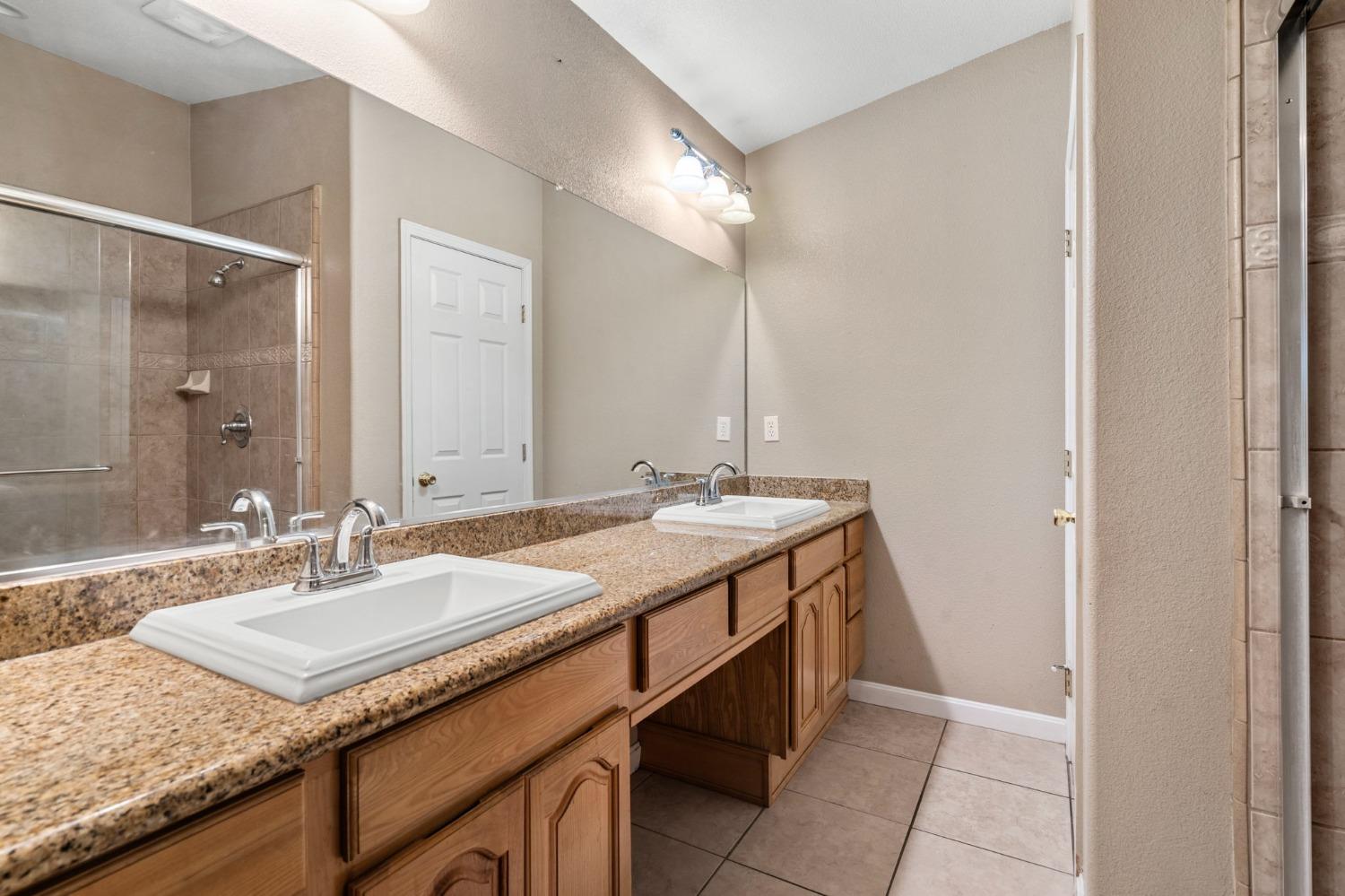 Detail Gallery Image 29 of 36 For 821 W 5th St, Stockton,  CA 95206 - 4 Beds | 2 Baths