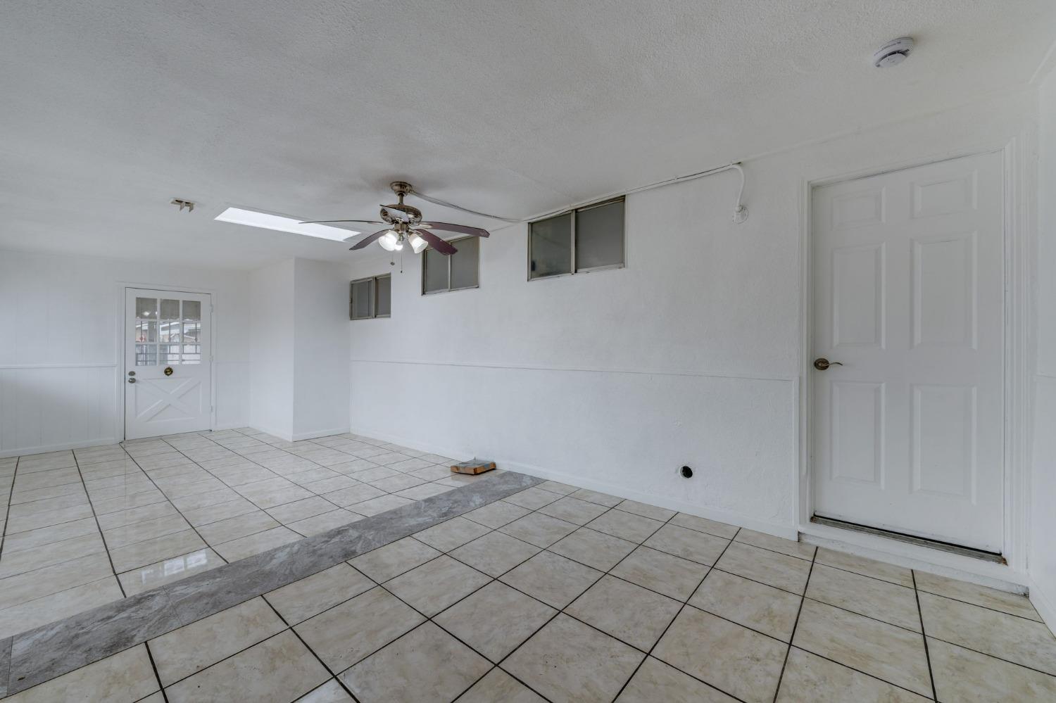 Detail Gallery Image 32 of 45 For 2190 Meadowglen Ave, Sacramento,  CA 95832 - 4 Beds | 2 Baths