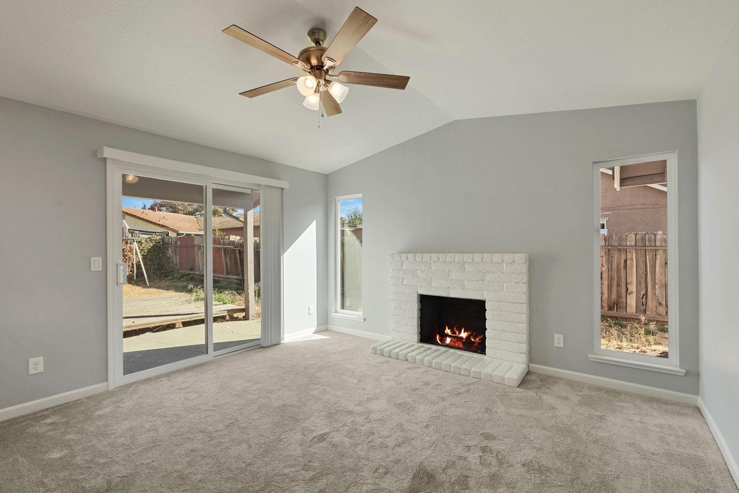 Detail Gallery Image 13 of 30 For 8412 Cherbourg, Stockton,  CA 95210 - 3 Beds | 2 Baths