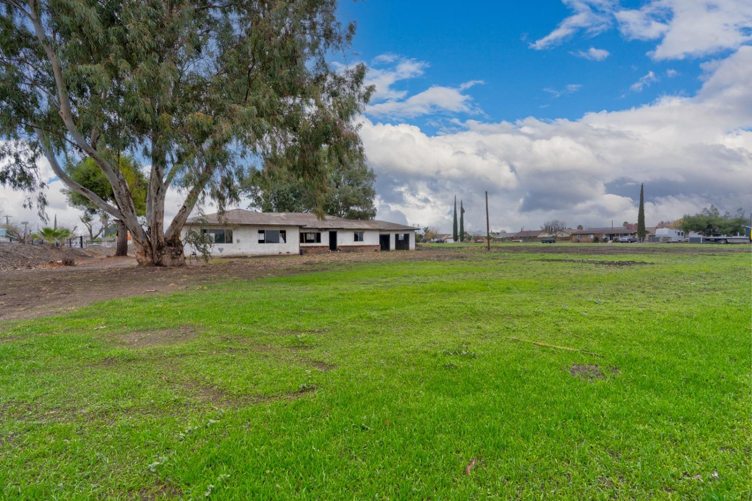 Detail Gallery Image 3 of 26 For 21188 Elgin Ave, Dos Palos,  CA 93620 - 4 Beds | 2 Baths