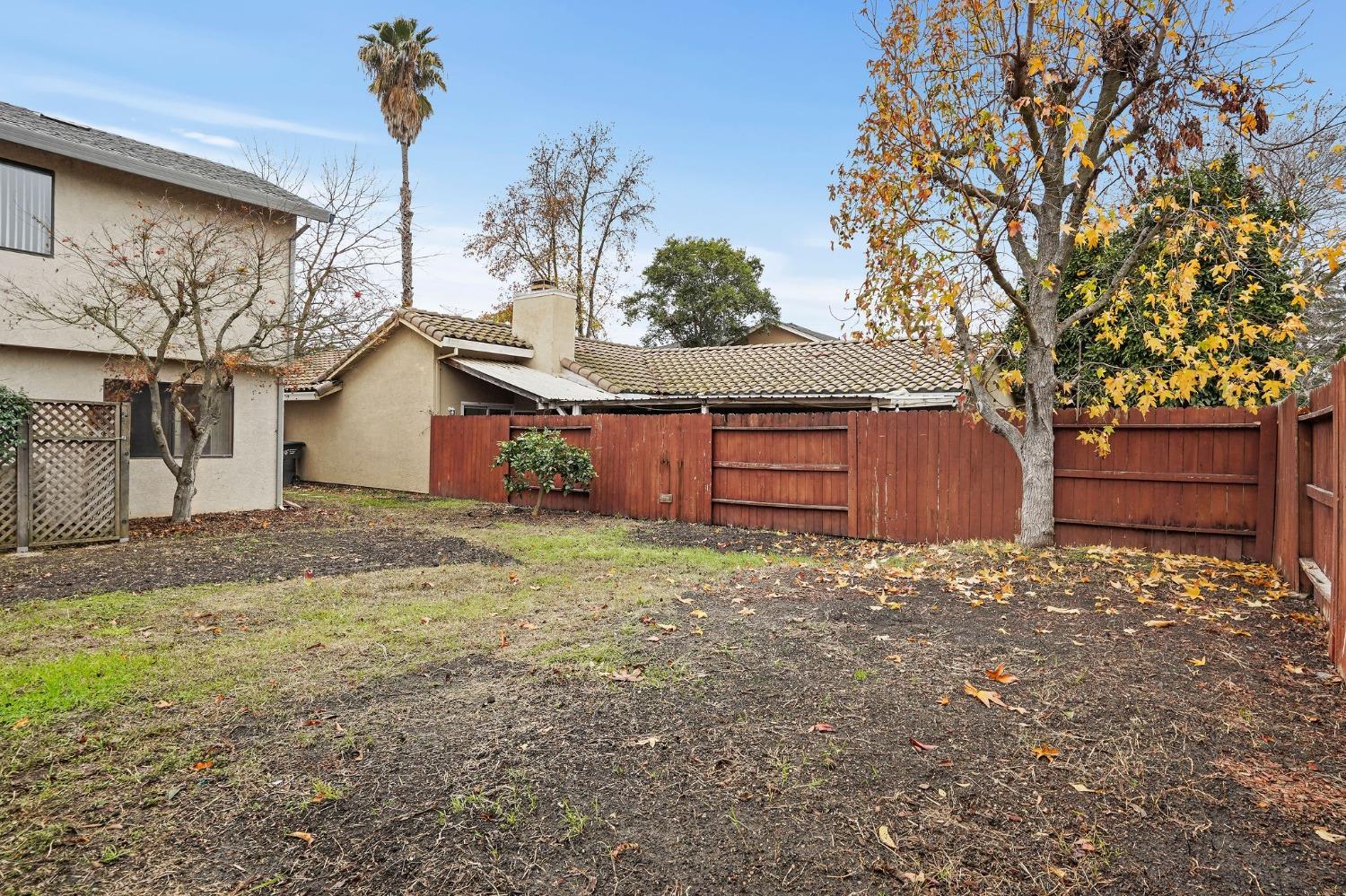 Detail Gallery Image 32 of 34 For 909 Brierglen Way, Sacramento,  CA 95834 - 3 Beds | 2/1 Baths