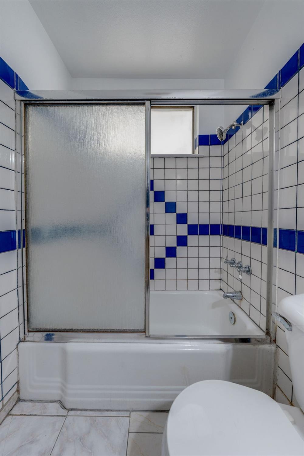 Detail Gallery Image 27 of 45 For 2190 Meadowglen Ave, Sacramento,  CA 95832 - 4 Beds | 2 Baths