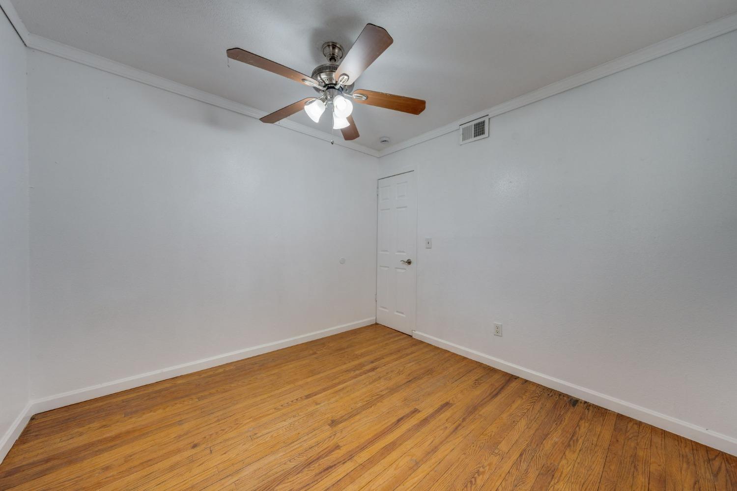 Detail Gallery Image 21 of 45 For 2190 Meadowglen Ave, Sacramento,  CA 95832 - 4 Beds | 2 Baths
