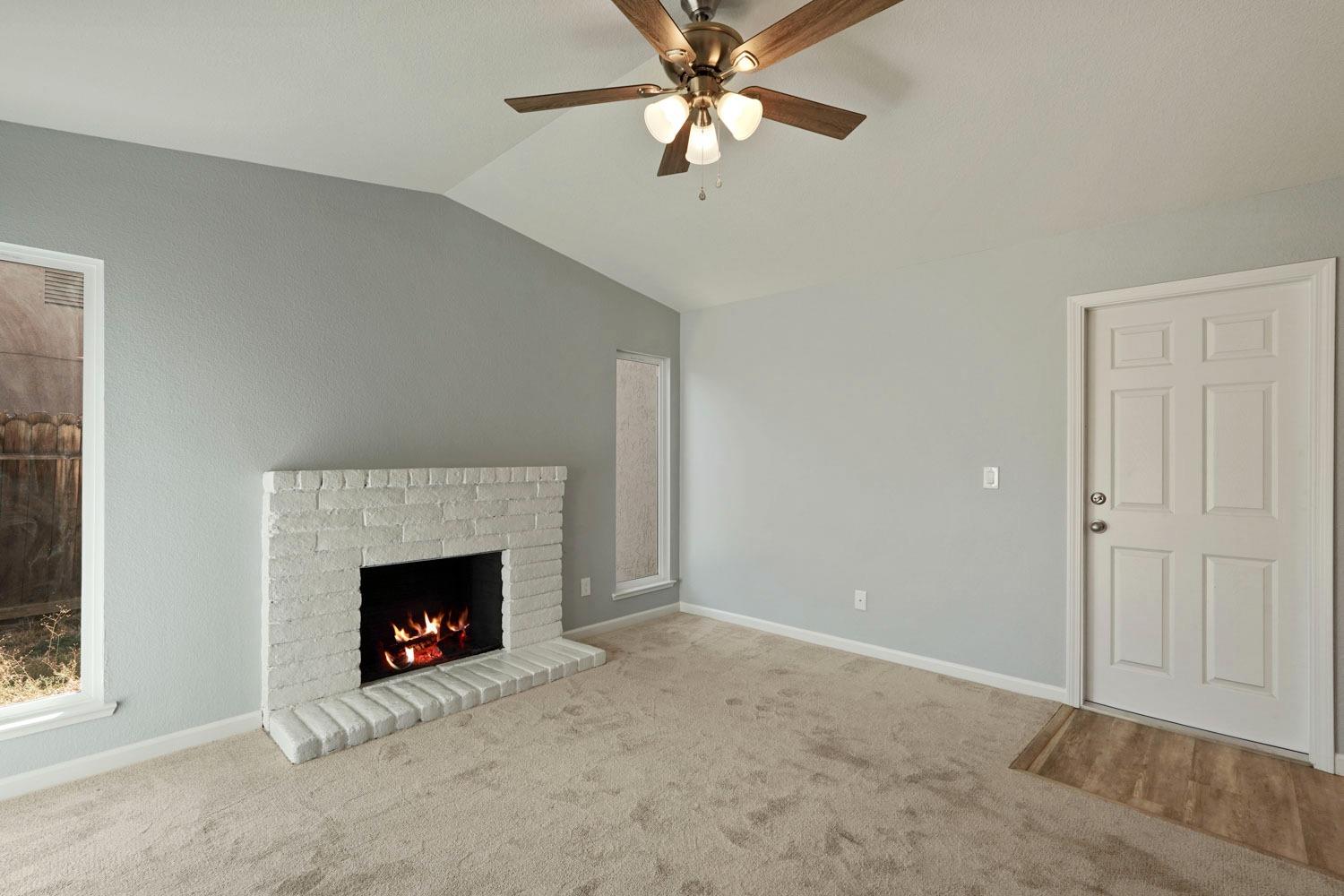 Detail Gallery Image 14 of 30 For 8412 Cherbourg, Stockton,  CA 95210 - 3 Beds | 2 Baths