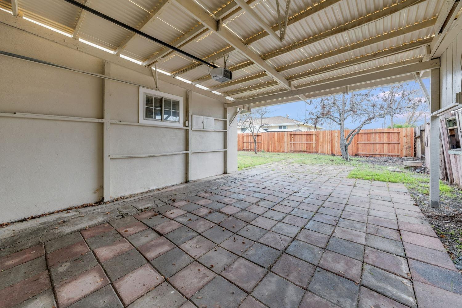 Detail Gallery Image 40 of 45 For 2190 Meadowglen Ave, Sacramento,  CA 95832 - 4 Beds | 2 Baths