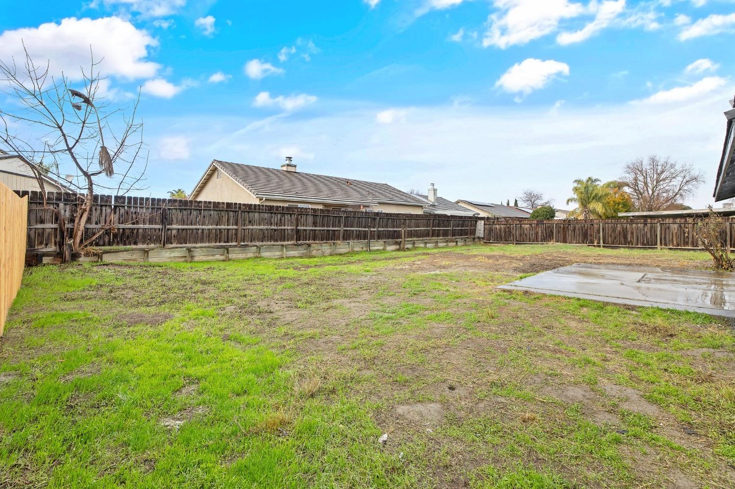 Detail Gallery Image 33 of 39 For 609 S Acacia, Lemoore,  CA 93245 - 3 Beds | 2 Baths