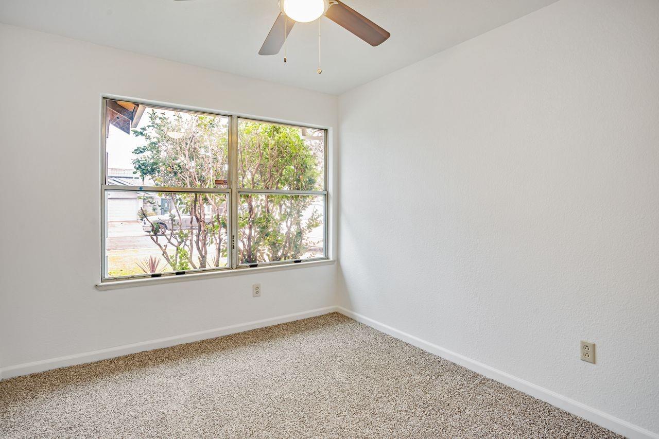 Detail Gallery Image 17 of 28 For 4170 Ardwell, Sacramento,  CA 95823 - 2 Beds | 2 Baths