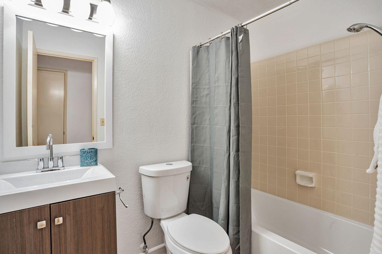 Detail Gallery Image 19 of 28 For 4170 Ardwell, Sacramento,  CA 95823 - 2 Beds | 2 Baths