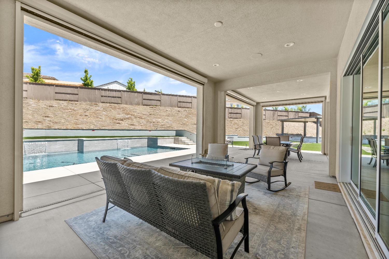 Detail Gallery Image 58 of 70 For 1032 Bent Oak Ct, Rocklin,  CA 95765 - 6 Beds | 4/1 Baths