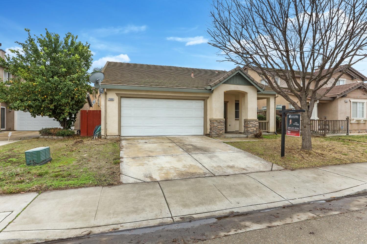 Detail Gallery Image 1 of 36 For 2606 Spencer Ct, Tracy,  CA 95377 - 3 Beds | 2 Baths