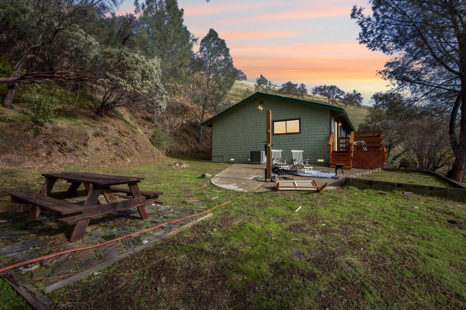 Detail Gallery Image 9 of 52 For 6060 Terras Path, Placerville,  CA 95667 - 3 Beds | 2 Baths