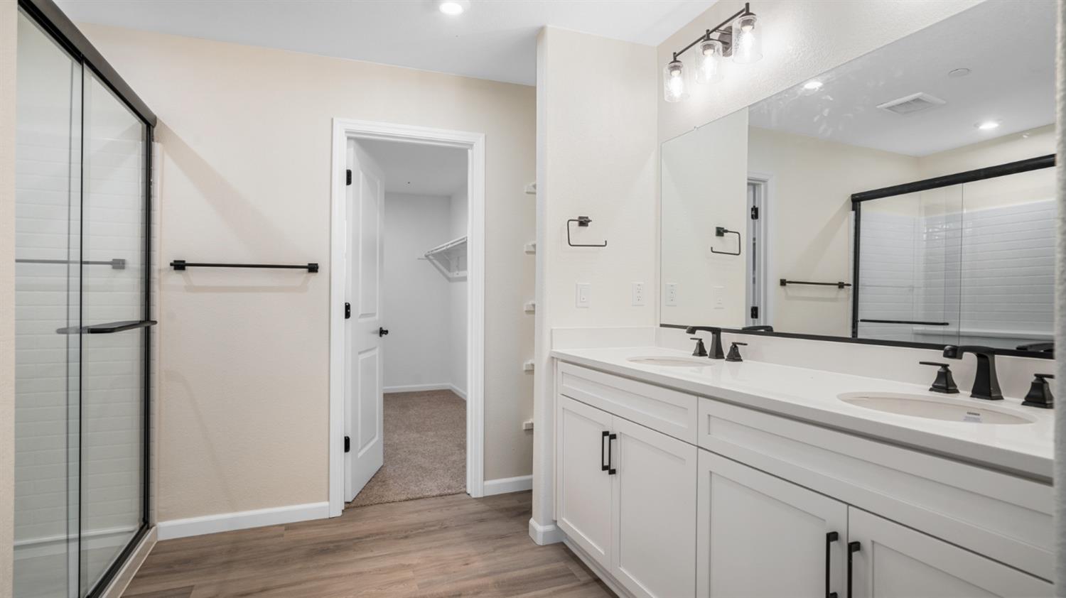 Detail Gallery Image 28 of 32 For 6818 Mount Elbrus Way, Stockton,  CA 95219 - 4 Beds | 2/1 Baths