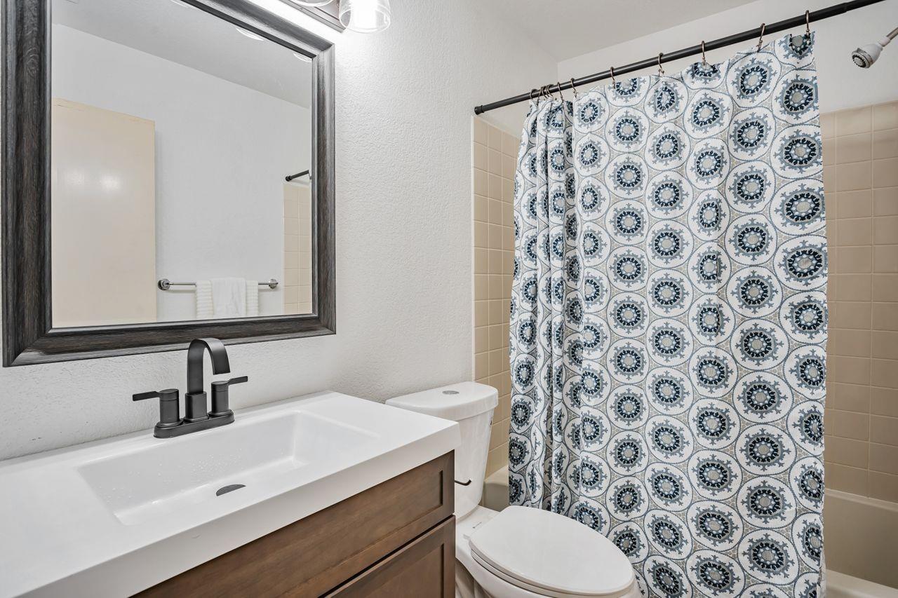 Detail Gallery Image 16 of 28 For 4170 Ardwell, Sacramento,  CA 95823 - 2 Beds | 2 Baths