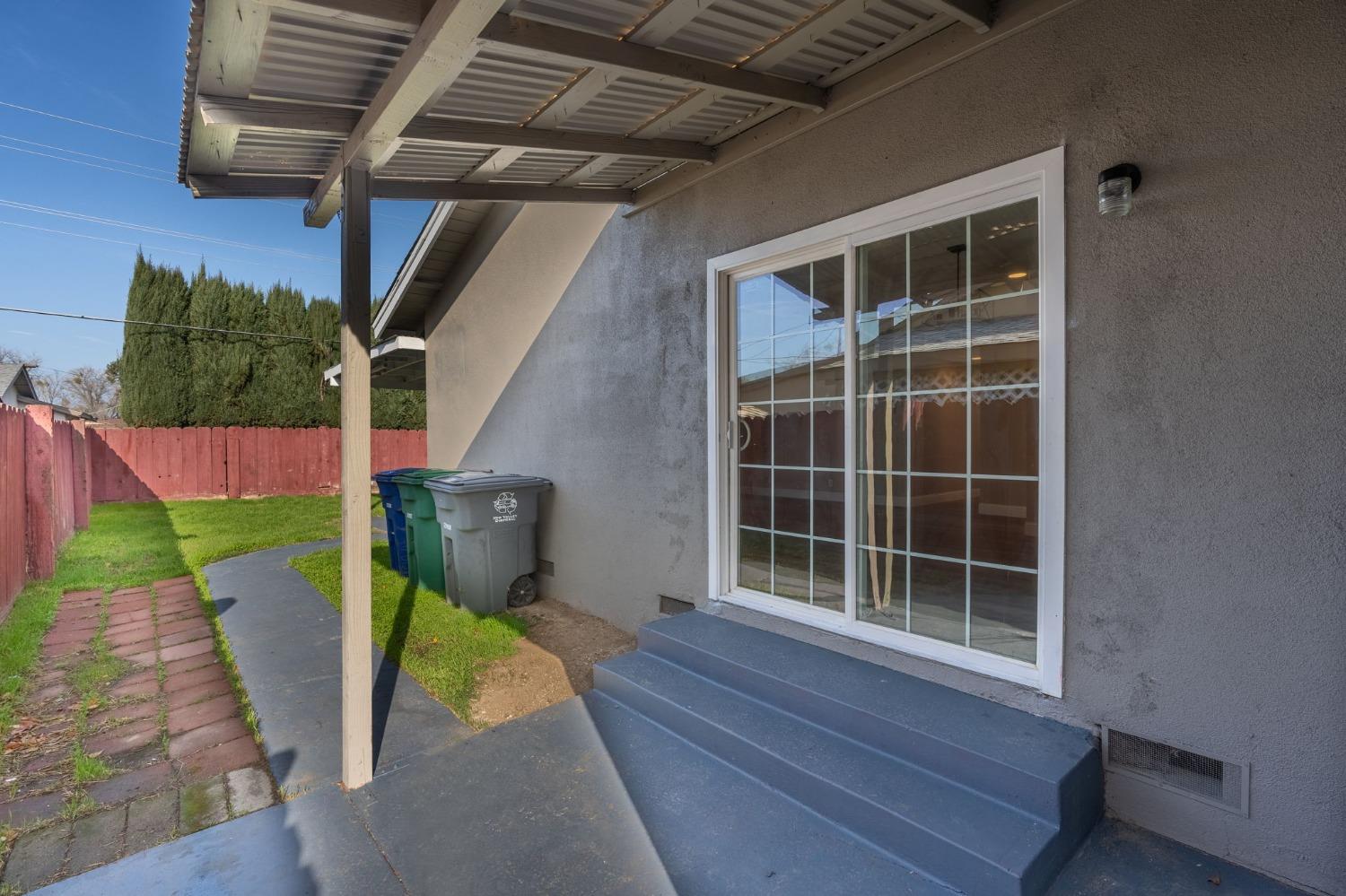 Detail Gallery Image 26 of 30 For 1254 Santa Cruz Way, Los Banos,  CA 93635 - 3 Beds | 2 Baths