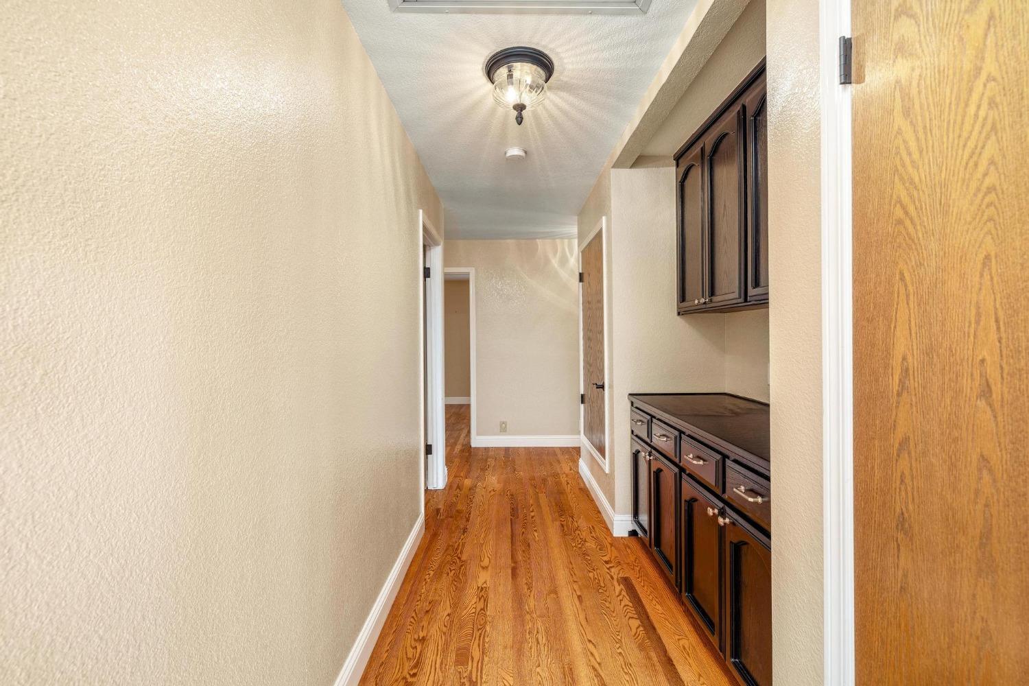 Detail Gallery Image 26 of 51 For 2709 Rembrandt Pl, Modesto,  CA 95356 - 4 Beds | 2/1 Baths