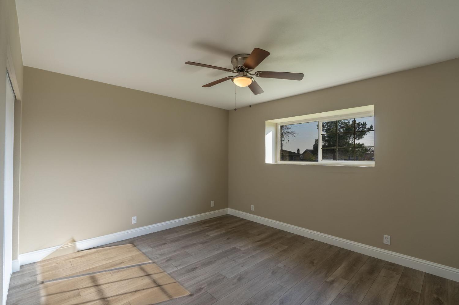 Detail Gallery Image 23 of 30 For 1254 Santa Cruz Way, Los Banos,  CA 93635 - 3 Beds | 2 Baths