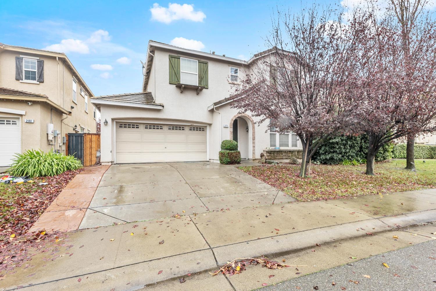 Detail Gallery Image 1 of 27 For 2170 Shady Arbor Dr, Sacramento,  CA 95833 - 4 Beds | 2/1 Baths