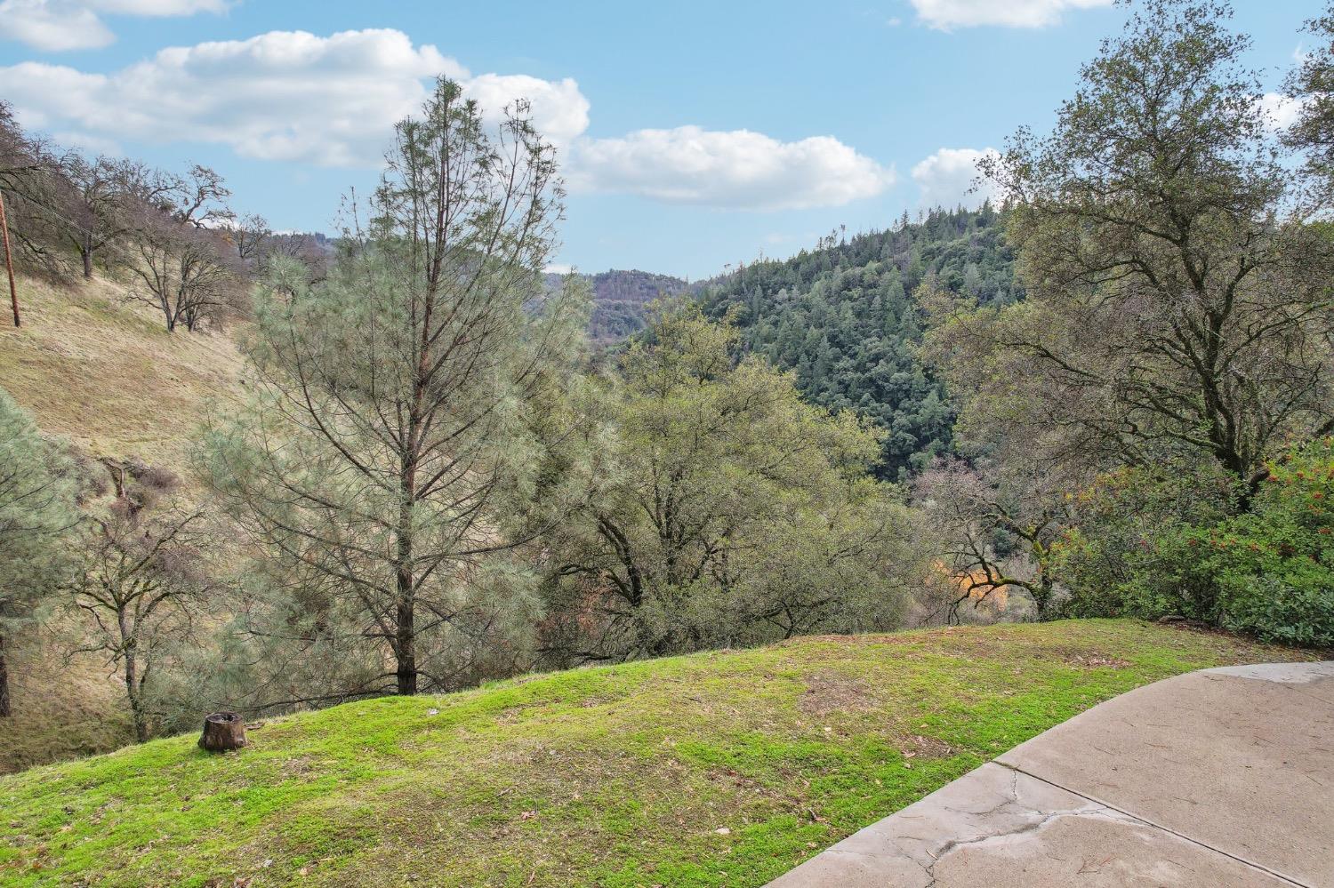 Detail Gallery Image 36 of 52 For 6060 Terras Path, Placerville,  CA 95667 - 3 Beds | 2 Baths