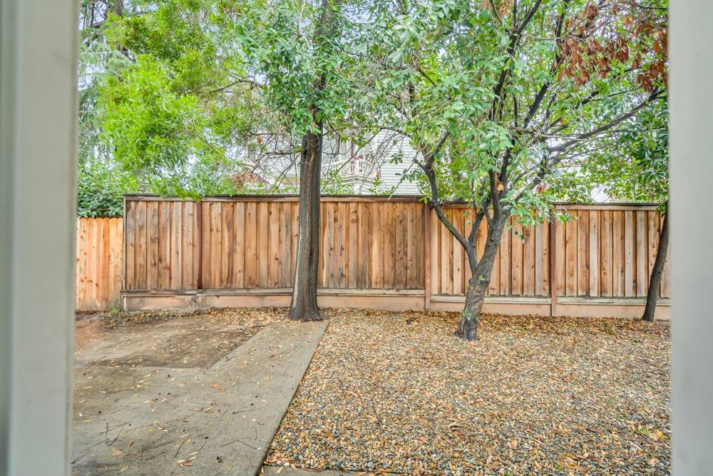 Detail Gallery Image 37 of 52 For 5436 J St, Sacramento,  CA 95819 - 3 Beds | 1 Baths