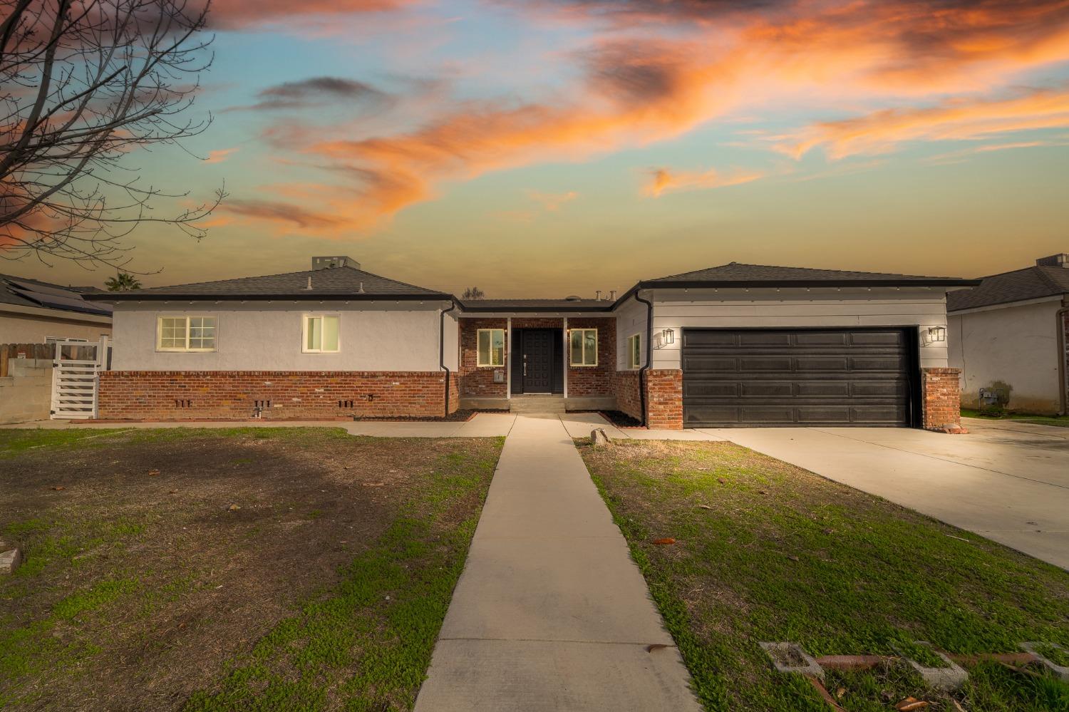 Detail Gallery Image 1 of 32 For 2880 Tenaya Dr, Merced,  CA 95340 - 4 Beds | 3 Baths