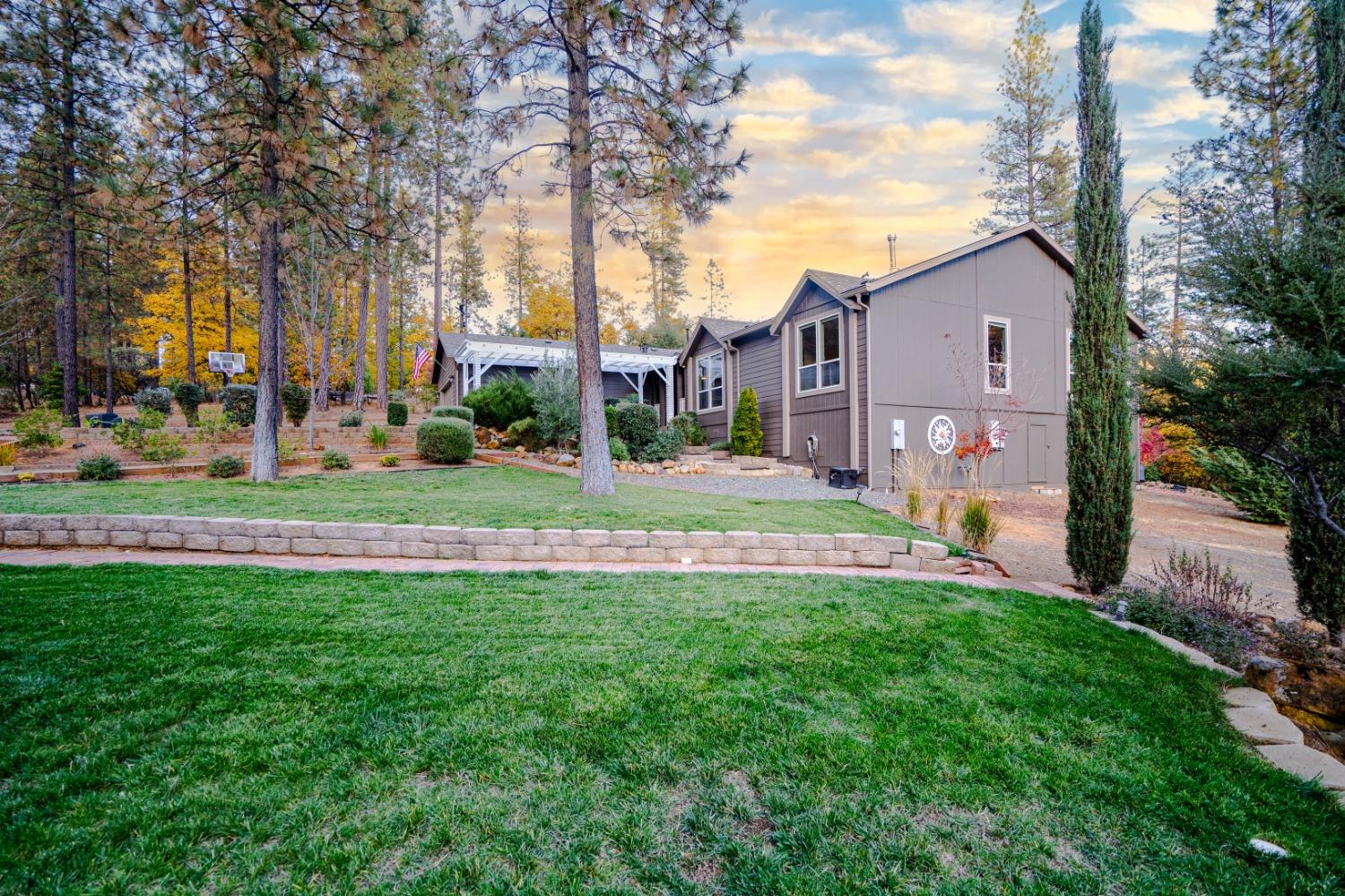 Detail Gallery Image 48 of 51 For 10461 Grandpas Pl, Grass Valley,  CA 95949 - 3 Beds | 2/1 Baths