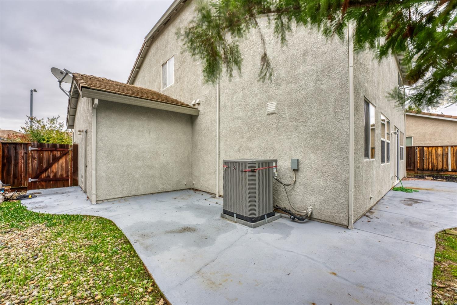 Detail Gallery Image 50 of 57 For 1733 Braithwaite St, Roseville,  CA 95747 - 4 Beds | 2/1 Baths