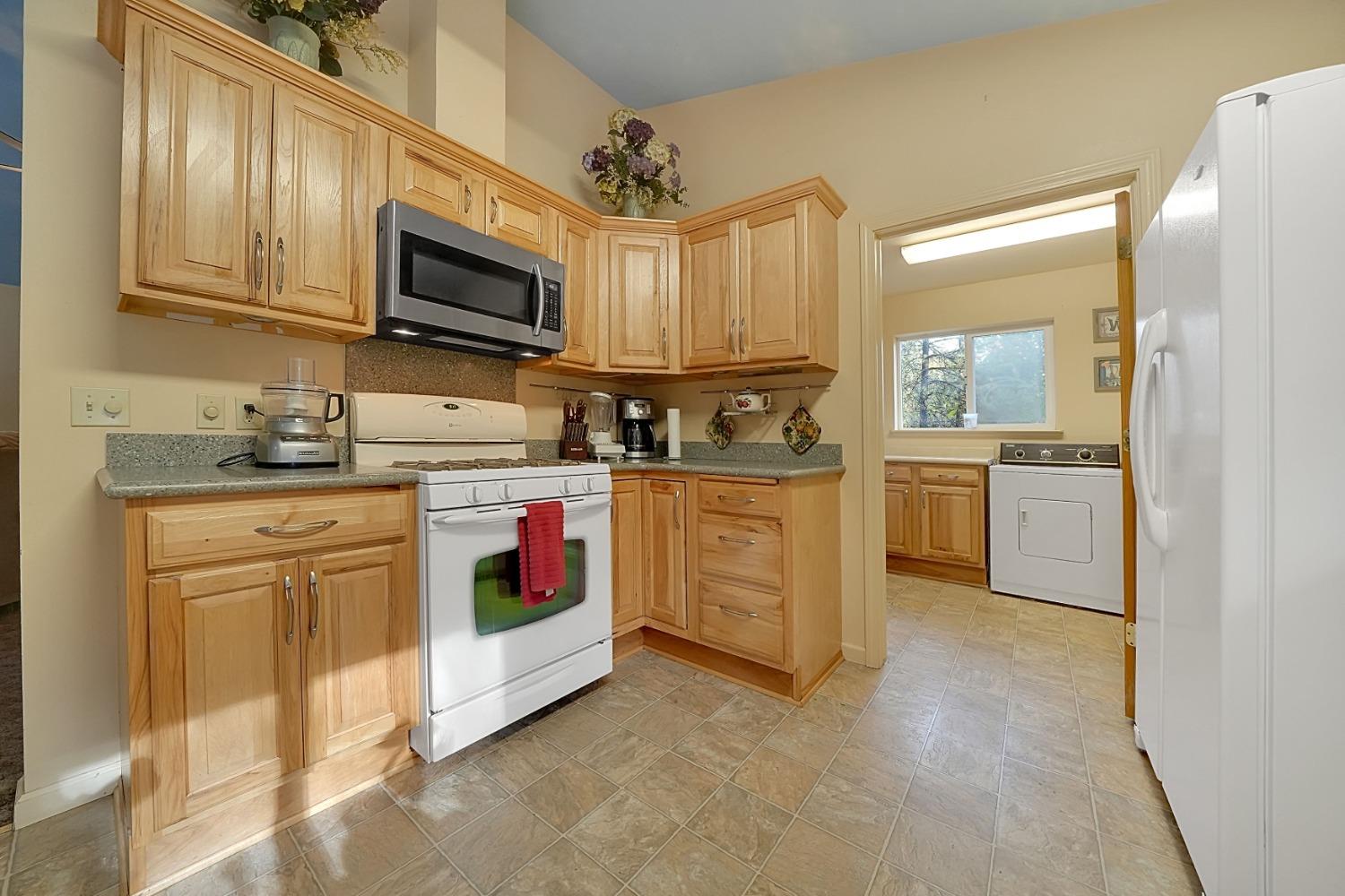 Detail Gallery Image 51 of 62 For 26840 Lake Dr, Pioneer,  CA 95666 - 2 Beds | 2 Baths