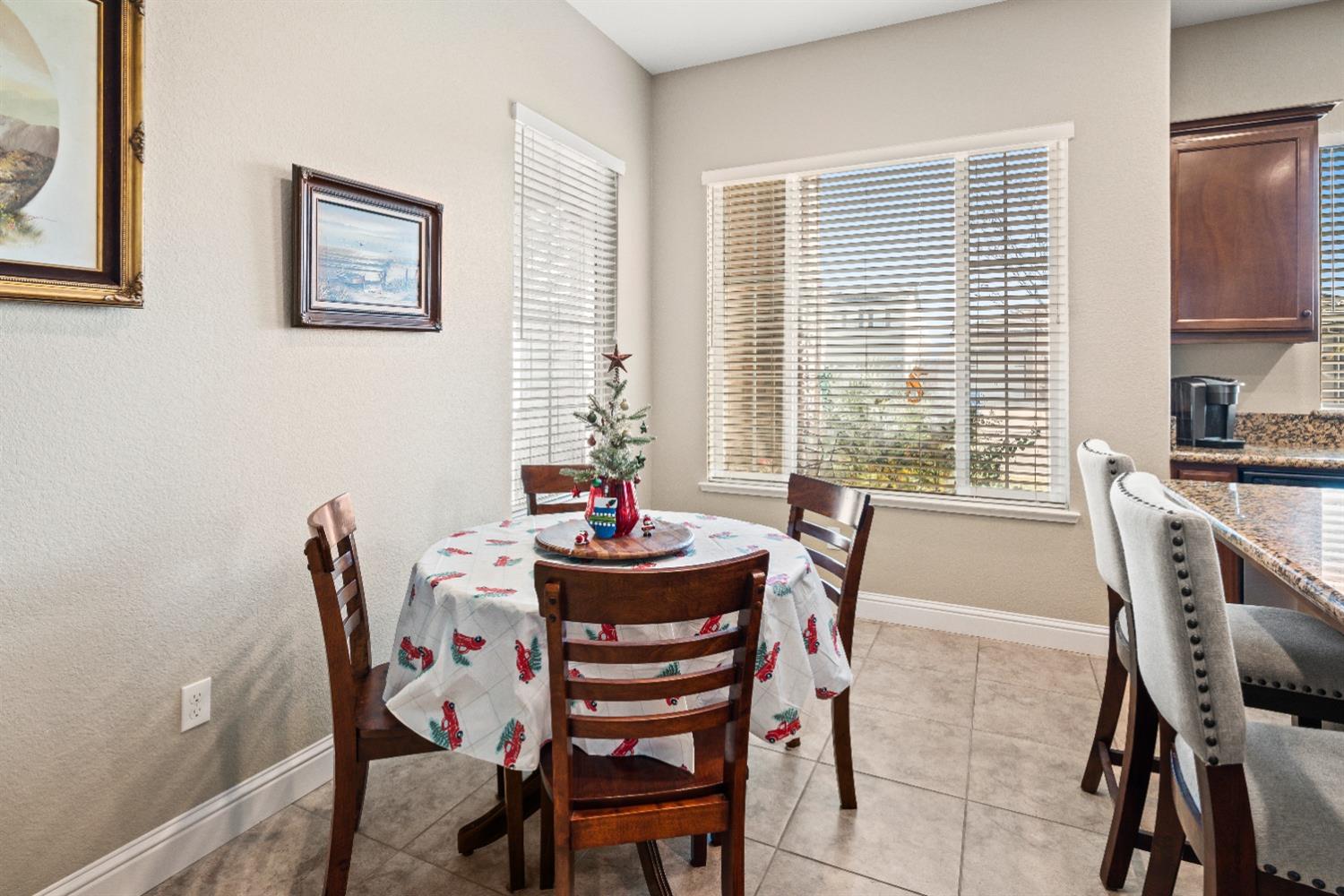 Detail Gallery Image 15 of 30 For 2643 Stephen Robert Ln, Manteca,  CA 95337 - 4 Beds | 2 Baths