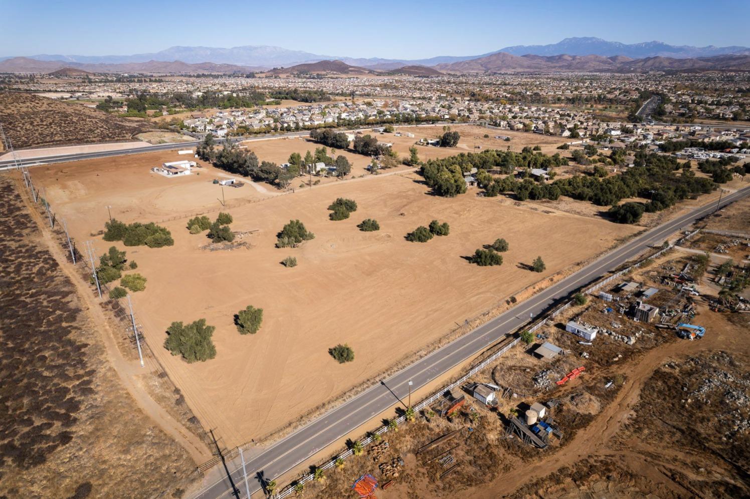 Detail Gallery Image 2 of 41 For 30100 Los Alamos Road, Murrieta,  CA 92563 - 3 Beds | 2 Baths