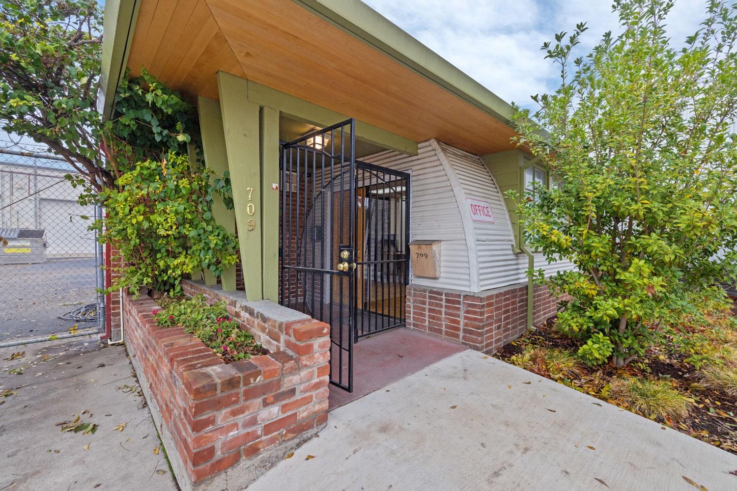 Detail Gallery Image 30 of 69 For 709 N Sacramento, Lodi,  CA 95240 - – Beds | – Baths