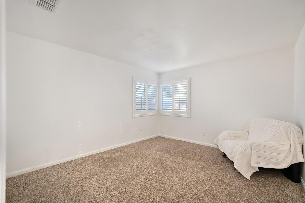 Detail Gallery Image 39 of 47 For 2312 Pisa Cir, Stockton,  CA 95206 - 6 Beds | 3/1 Baths