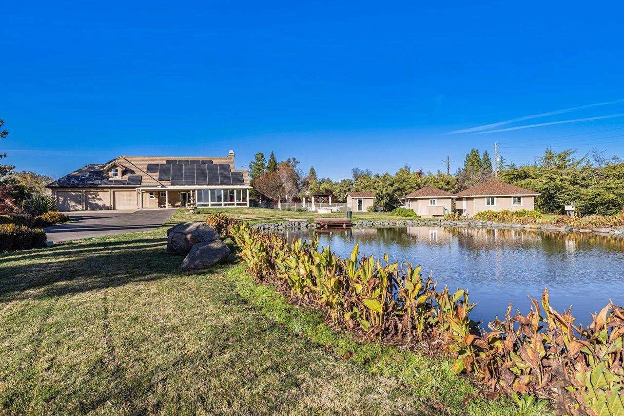 Detail Gallery Image 5 of 81 For 8759 Glacial Pl, Loomis,  CA 95650 - 4 Beds | 4/1 Baths