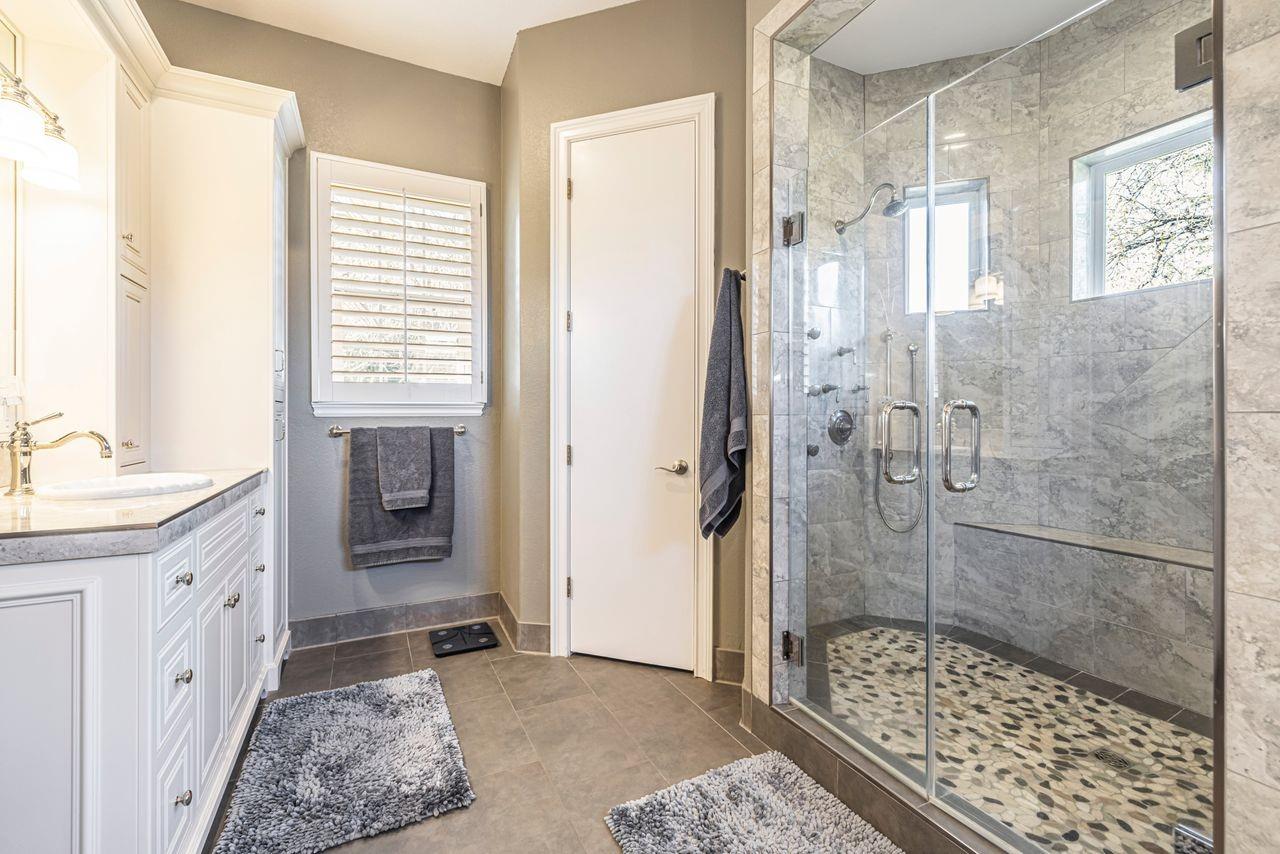 Detail Gallery Image 55 of 81 For 8759 Glacial Pl, Loomis,  CA 95650 - 4 Beds | 4/1 Baths