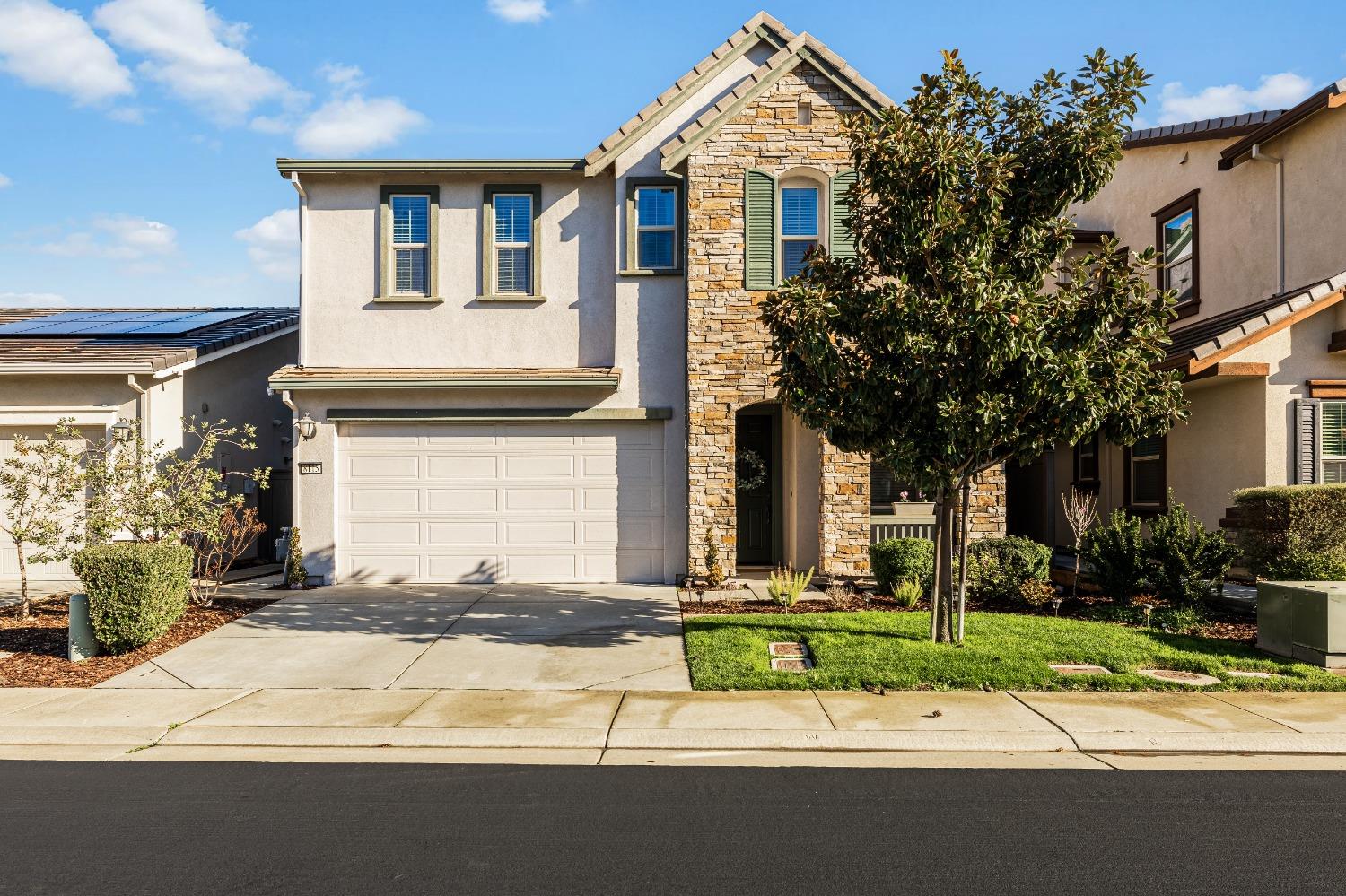 Detail Gallery Image 1 of 62 For 8115 Avanti Dr, El Dorado Hills,  CA 95762 - 4 Beds | 3 Baths