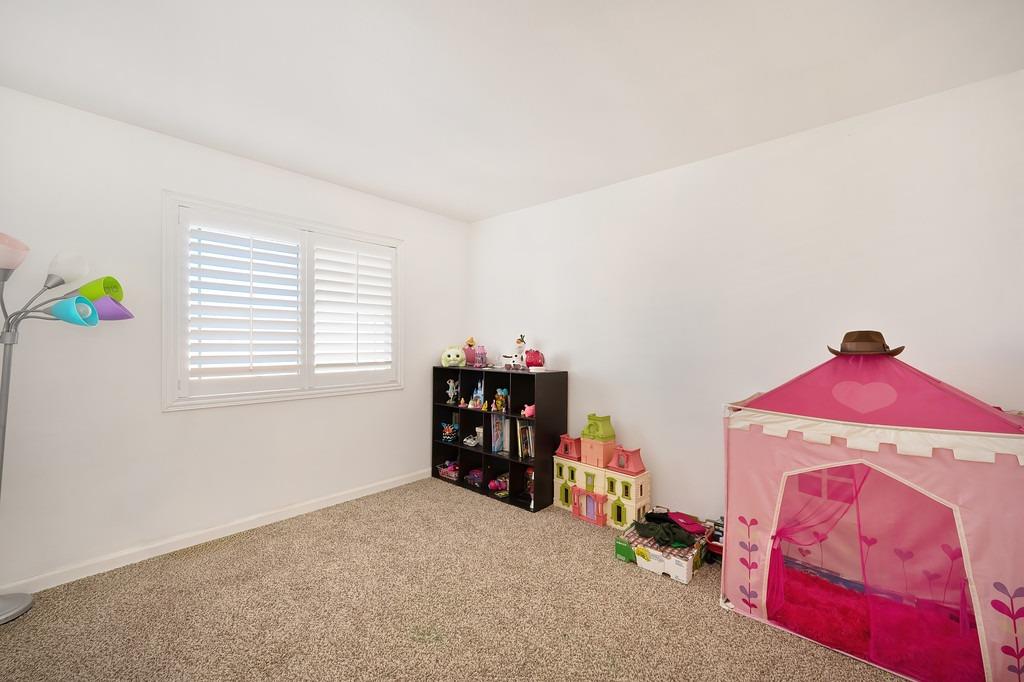 Detail Gallery Image 34 of 47 For 2312 Pisa Cir, Stockton,  CA 95206 - 6 Beds | 3/1 Baths