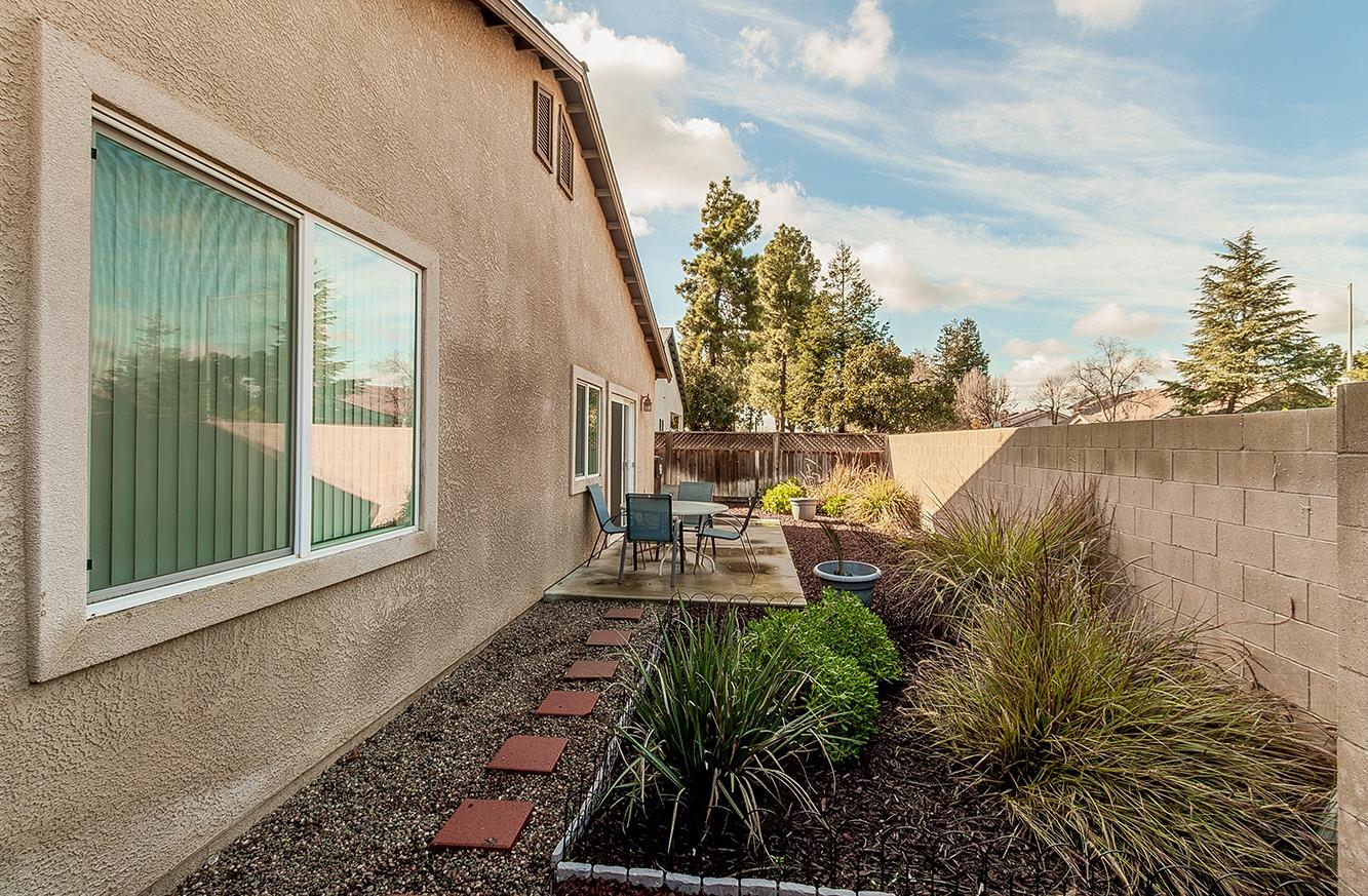 Detail Gallery Image 27 of 31 For 325 Birch Ln, Dinuba,  CA 93618 - 3 Beds | 1/1 Baths