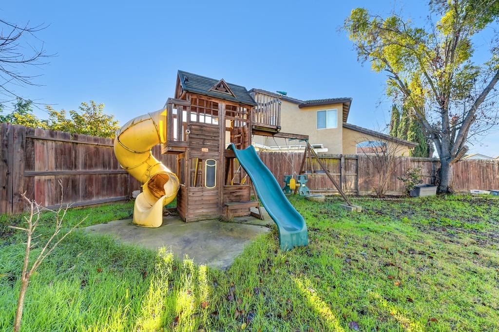 Detail Gallery Image 44 of 47 For 2312 Pisa Cir, Stockton,  CA 95206 - 6 Beds | 3/1 Baths