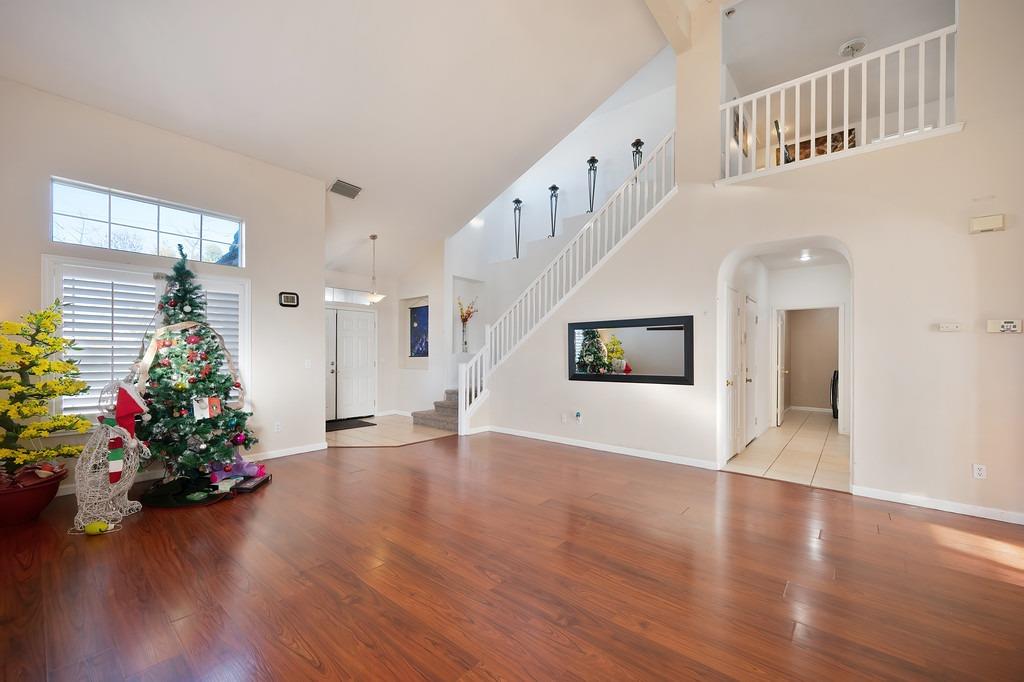 Detail Gallery Image 7 of 47 For 2312 Pisa Cir, Stockton,  CA 95206 - 6 Beds | 3/1 Baths