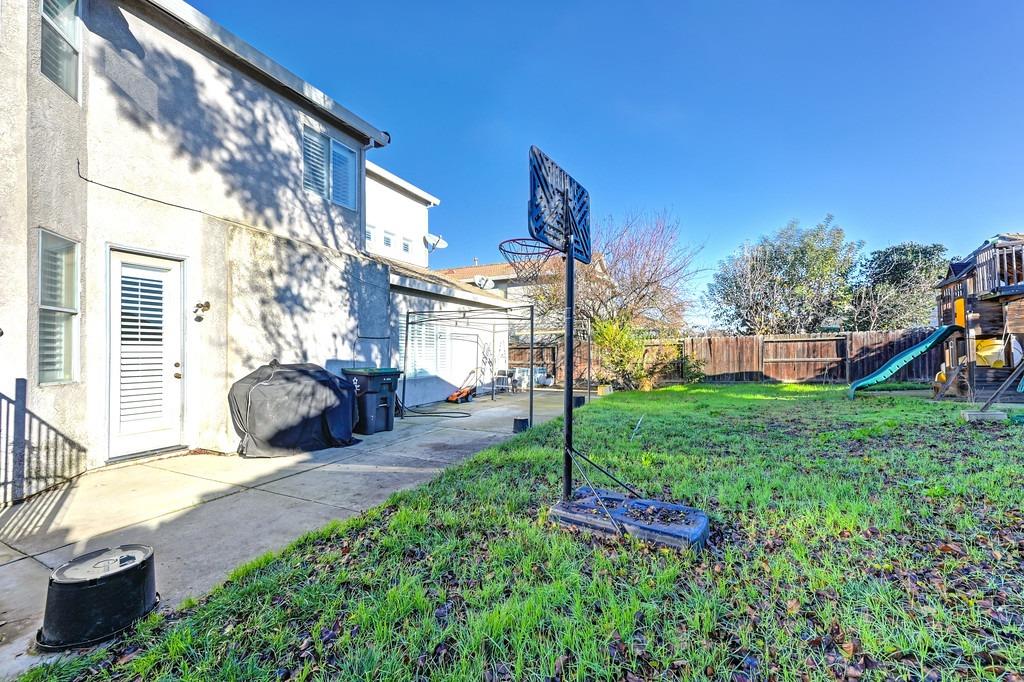Detail Gallery Image 42 of 47 For 2312 Pisa Cir, Stockton,  CA 95206 - 6 Beds | 3/1 Baths