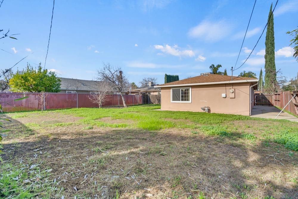 Detail Gallery Image 41 of 46 For 3404 19th Ave, Sacramento,  CA 95820 - 3 Beds | 2 Baths