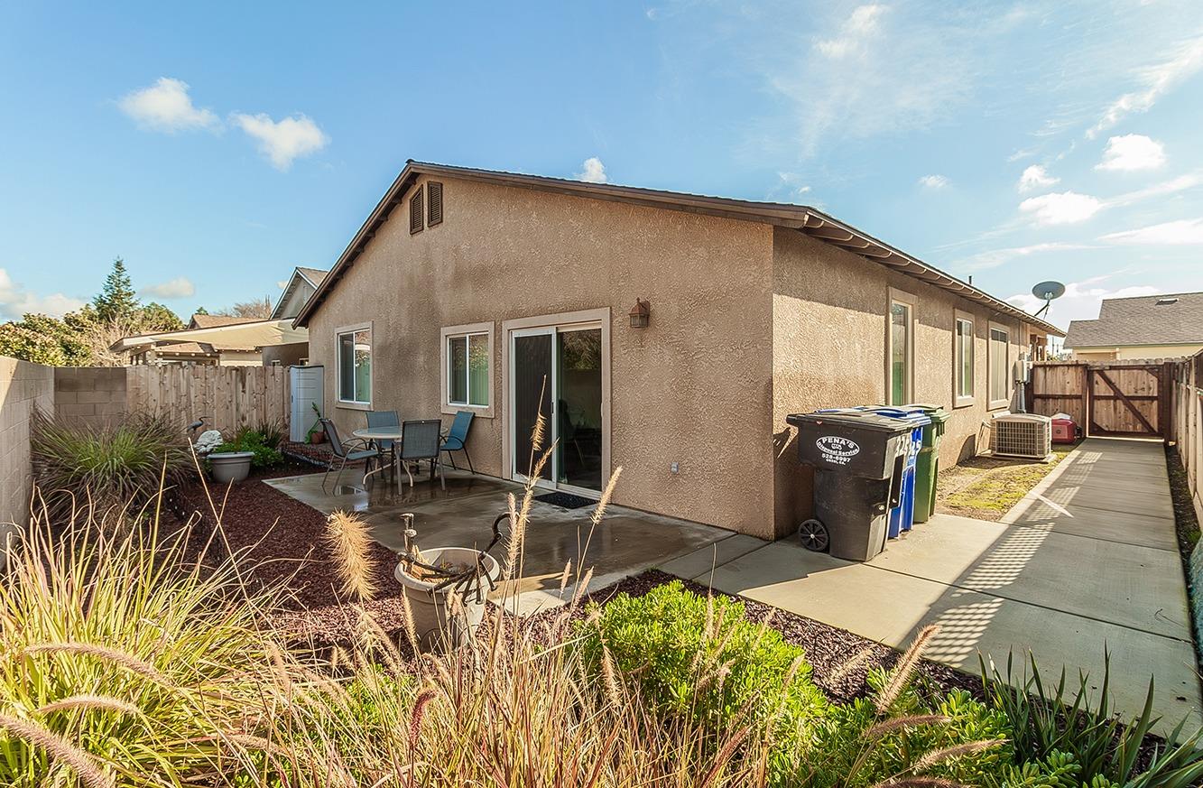 Detail Gallery Image 26 of 31 For 325 Birch Ln, Dinuba,  CA 93618 - 3 Beds | 1/1 Baths