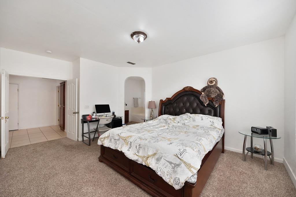 Detail Gallery Image 23 of 47 For 2312 Pisa Cir, Stockton,  CA 95206 - 6 Beds | 3/1 Baths